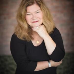 Meet your Posher, Julie